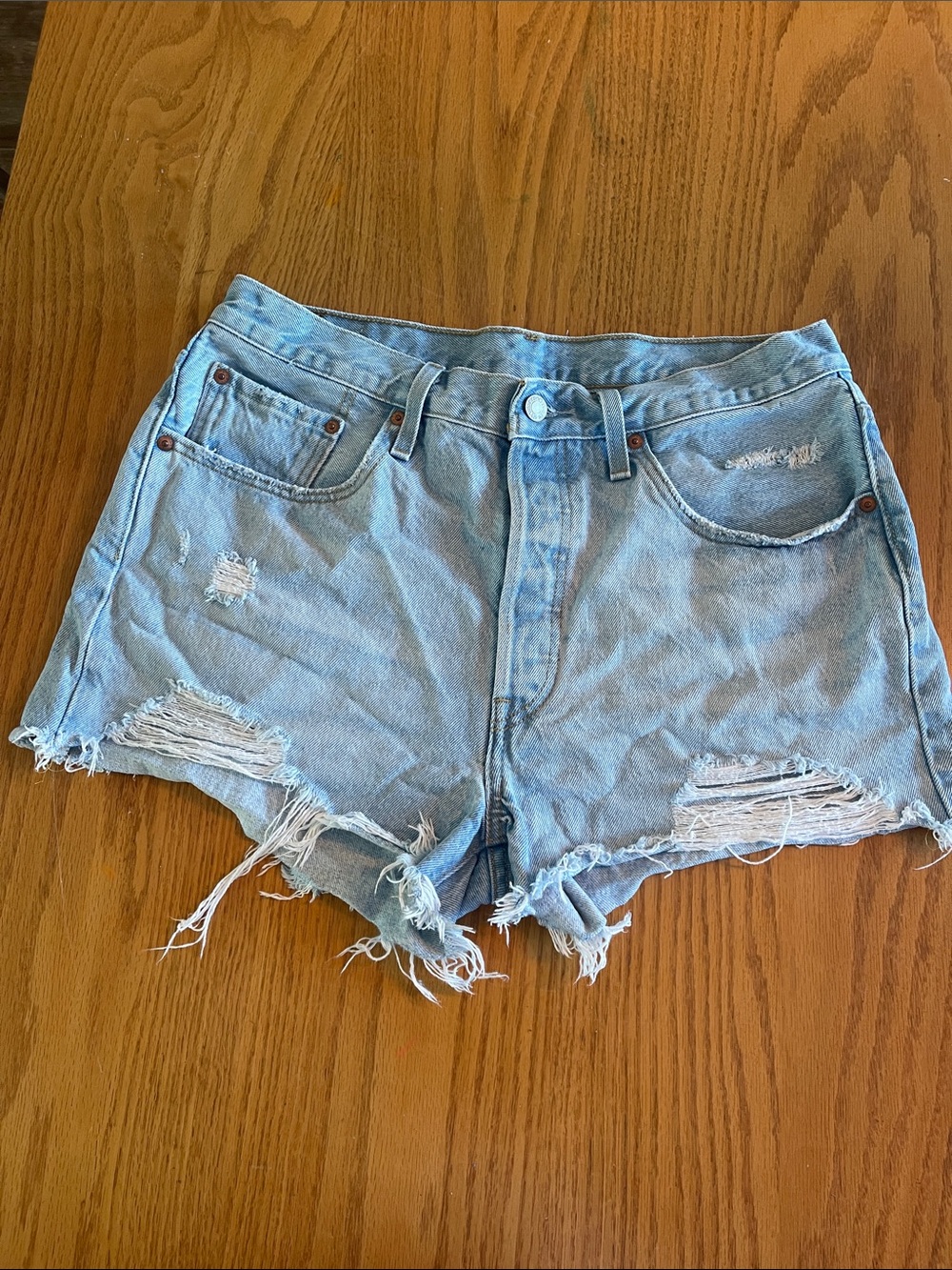Women’s Levi’s 501 shorts size W31